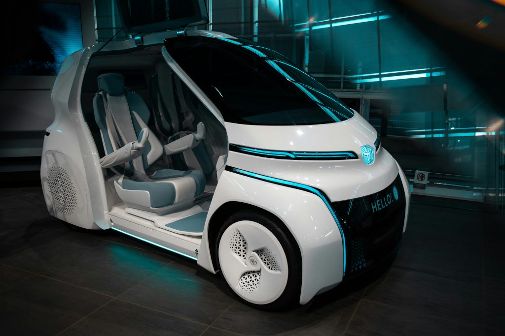 toyota voiture électrique